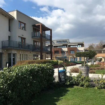 Silver Apartman *